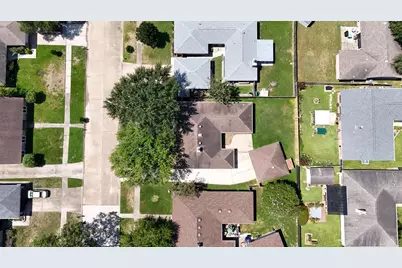 13714 Bonaventure Drive, Houston, TX 77065 - Photo 40