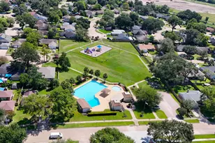 13714 Bonaventure Dr, Houston, TX 77065 - Photo 42