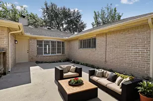 13714 Bonaventure Dr, Houston, TX 77065 - Photo 16