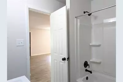 2016 Magnolia Drive, La Marque, TX 77568 - Photo 6