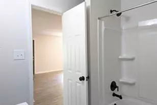 2016 Magnolia Dr, La Marque, TX 77568 - Photo 6