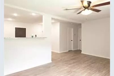 2016 Magnolia Drive, La Marque, TX 77568 - Photo 10