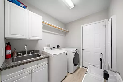 28 Manor Way, Galveston, TX 77550 - Photo 18