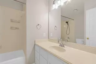 13839 Placid Brook Ct, Houston, TX 77059 - Photo 22