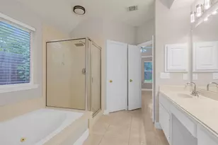13839 Placid Brook Ct, Houston, TX 77059 - Photo 18