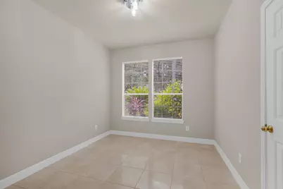 13839 Placid Brook Court, Houston, TX 77059 - Photo 20