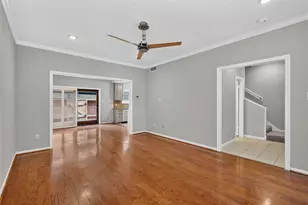 11711 Memorial Dr, Houston, TX 77024 - Photo 8