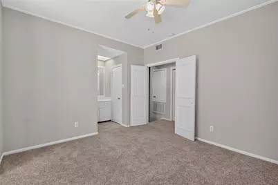 11711 Memorial Drive #11, Houston, TX 77024 - Photo 16
