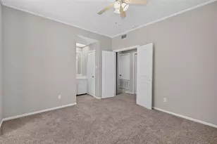 11711 Memorial Dr, Houston, TX 77024 - Photo 16
