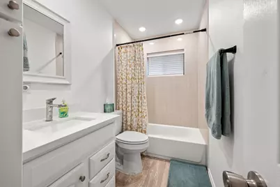 8215 Braes River Drive, Houston, TX 77074 - Photo 20