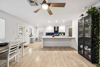 8215 Braes River Drive, Houston, TX 77074 - Photo 10