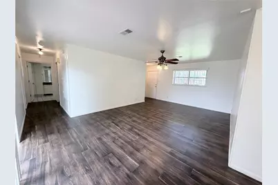 3152 Sandalwood Drive, Port Neches, TX 77651 - Photo 2