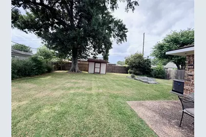 3152 Sandalwood Drive, Port Neches, TX 77651 - Photo 12