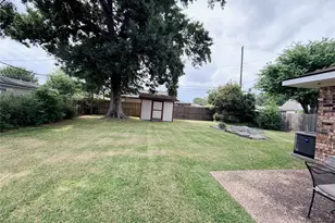 3152 Sandalwood Dr, Port Neches, TX 77651 - Photo 12