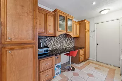 3200 S Gessner Road #206, Houston, TX 77063 - Photo 18