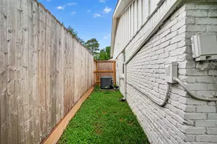 5006 Creekbend Dr, Houston, TX 77035 - Photo 38