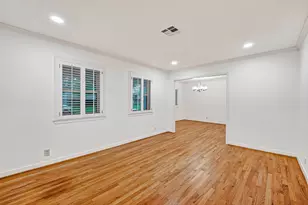 5006 Creekbend Dr, Houston, TX 77035 - Photo 6