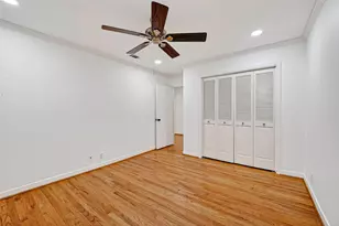 5006 Creekbend Dr, Houston, TX 77035 - Photo 26