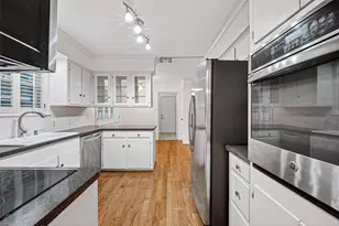 5006 Creekbend Dr, Houston, TX 77035 - Photo 12