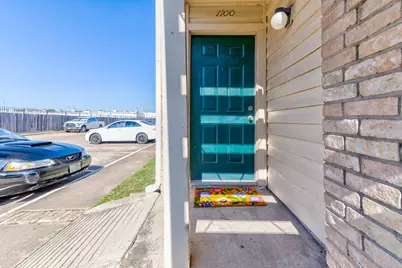 14600 Fonmeadow Drive #1100, Houston, TX 77035 - Photo 2