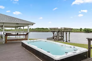 779 Cr 257, Matagorda, TX 77457 - Photo 46