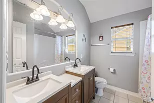 8127 Edenwood Dr, Spring, TX 77389 - Photo 34