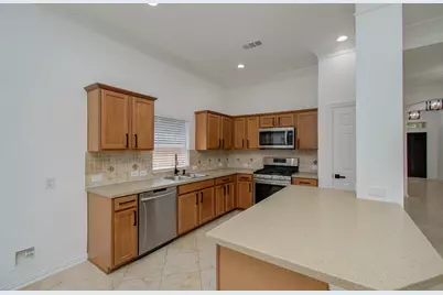 18314 N Elizabeth Shore Loop, Cypress, TX 77433 - Photo 6