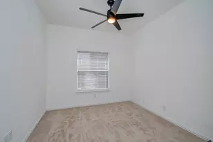 18314 N Elizabeth Shore Loop, Cypress, TX 77433 - Photo 14