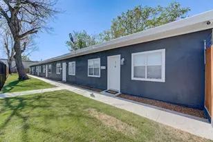 905 E Fayle St, Baytown, TX 77520 - Photo 1