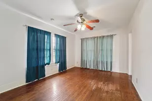 5224 Bernardo De Galvez, Galveston, TX 77551 - Photo 10