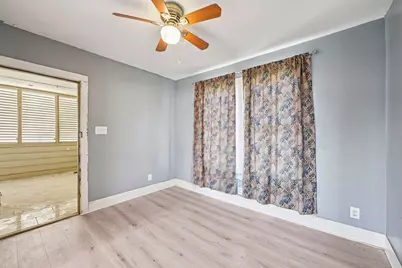 5224 Bernardo De Galvez, Galveston, TX 77551 - Photo 32
