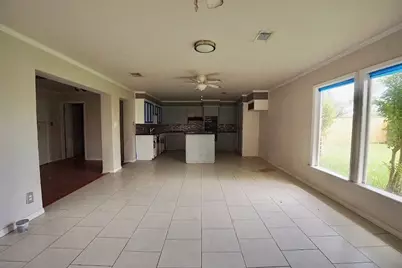 324 Pine Street, Lake Jackson, TX 77566 - Photo 12