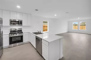 19238 Saint Green Dr, Hockley, TX 77447 - Photo 2