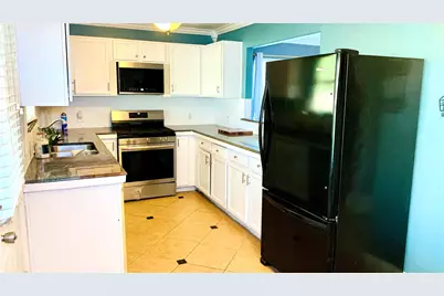 11422 Royal Thistle Court, Houston, TX 77088 - Photo 6