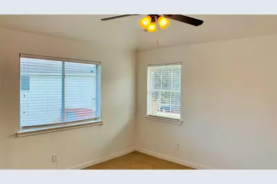 11422 Royal Thistle Court, Houston, TX 77088 - Photo 40