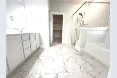 236 Woodhaven Drive, West Columbia, TX 77486 - Photo 12