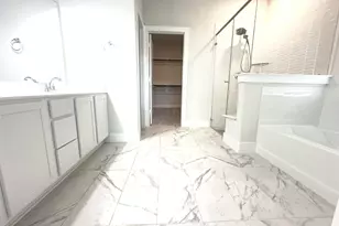 236 Woodhaven Dr, West Columbia, TX 77486 - Photo 12