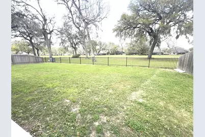 236 Woodhaven Drive, West Columbia, TX 77486 - Photo 4