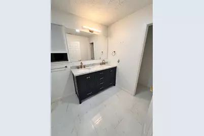 1710 Hill Top Lane, Kingwood, TX 77339 - Photo 14