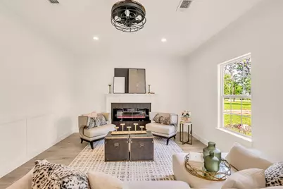 407 Harris Road, Highlands, TX 77562 - Photo 2