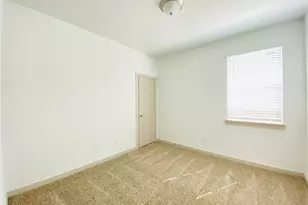 2811 Chancery Summit Ct, Houston, TX 77047 - Photo 14