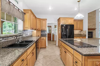 235 Caravella Court, Livingston, TX 77351 - Photo 10
