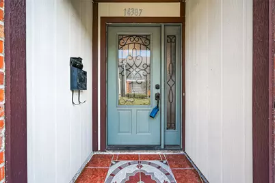 14387 Misty Meadow Lane, Houston, TX 77079 - Photo 4