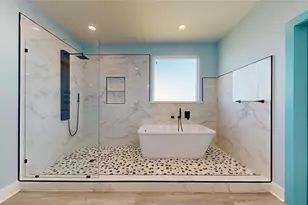 834 Kahla Dr, Crystal Beach, TX 77650 - Photo 32