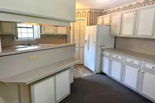 207 Fisher's Point, Burkeville, TX 75932 - Photo 10