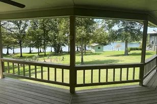 207 Fisher's Point, Burkeville, TX 75932 - Photo 6