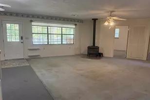 207 Fisher's Point, Burkeville, TX 75932 - Photo 10