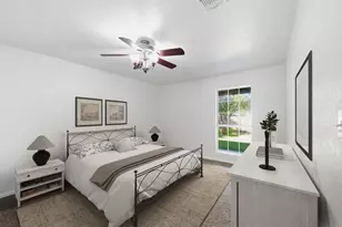 2527 S San Antonio St, Pearland, TX 77581 - Photo 6