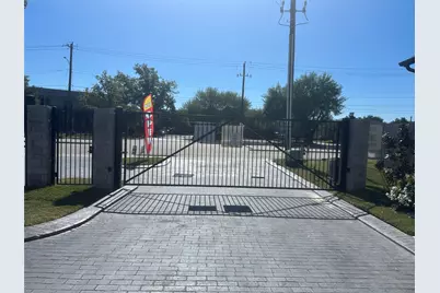 8925 Grovner Place, Houston, TX 77055 - Photo 42