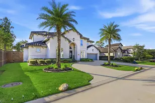 5811 Stratton Woods Dr, Spring, TX 77389 - Photo 2